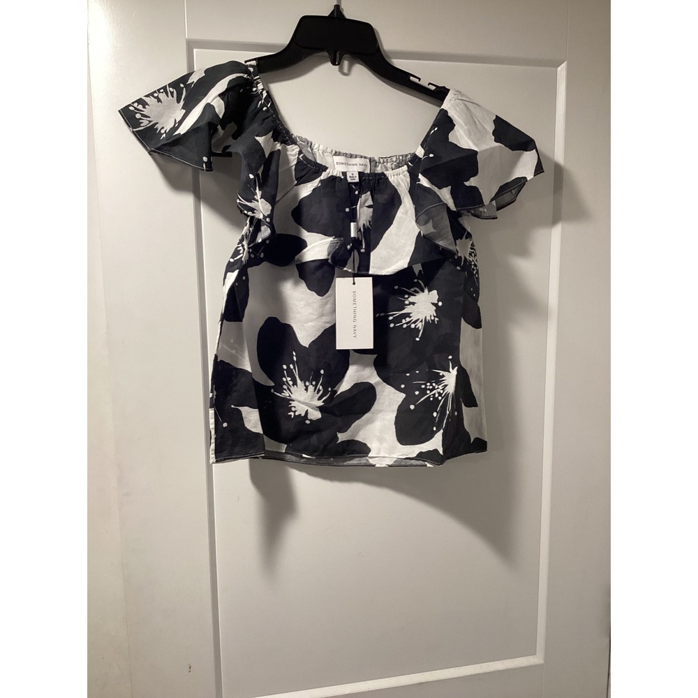Something Navy Floral Ruffle Top Black White Linen Blend SWET001961 Womens Small